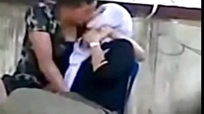 Geile Stiefvater beschließt, Sie zu ficken seinen hängetitten porn Schritt-Tochter