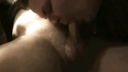 Mom petite thai-maid streichelt ein junger Mann von zu Hause junge brüste porn mit Schlafzimmer ficken