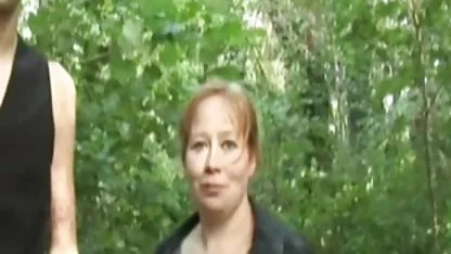 Erstaunliche xxx große brüste Deutsche zeigt Arsch und Muschi echt hot high definition